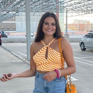 ZARA orange top soo cute MEDIUM